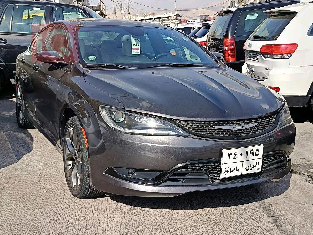 Chrysler 200